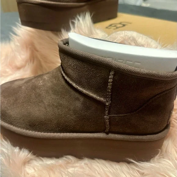 UGG Brown Ankle Boots - Picture 5 of 7